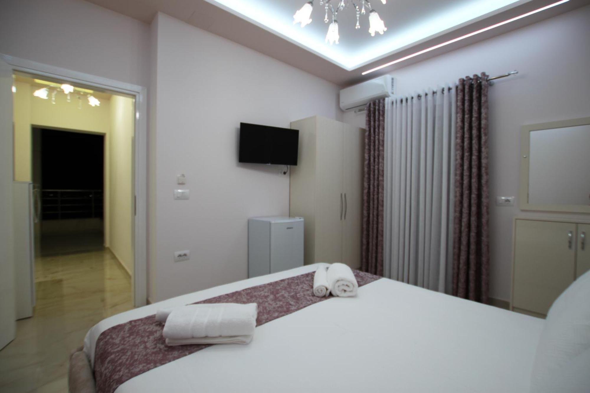 Vila Armela Sarande Luaran gambar